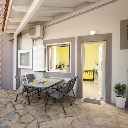Milos Apartment Kalamaki  Ngoại thất bức ảnh